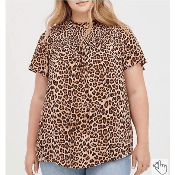 Torrid Leopard Print Smocked Crinkle Gauze Short Sleeve Blouse size 2X - Picture 1 of 8